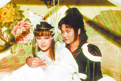 《神鵰俠侶》中,孟飛(右)扮演的楊過讓人印象深刻,左為潘迎紫。(資料照片) 《神鵰俠侶》中,孟飛(右)扮演的楊過讓人印象深刻,左為潘迎紫。(資料照片)