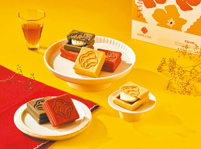 新光三越獨家首登台-三清洞Samchungdong SOSAND綜合奶油三明治夾心餅,推薦價1280元。(新光三越提供) 新光三越獨家首登台-三清洞Samchungdong SOSAND綜合奶油三明治夾心餅,推薦價1280元。(新光三越提供)