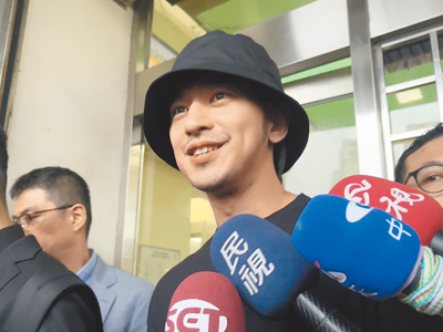 陳柏霖承認當年因為不成熟,找上閃兵集團製造假病例逃兵。(資料照片) 陳柏霖承認當年因為不成熟,找上閃兵集團製造假病例逃兵。(資料照片)