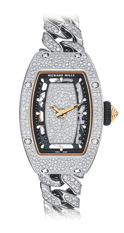 RICHARD MILLE今年推出RM 07-01系列雪花鑲鑽鍊環款女表。(RICHARD MILLE提供) RICHARD MILLE今年推出RM 07-01系列雪花鑲鑽鍊環款女表。(RICHARD MILLE提供)