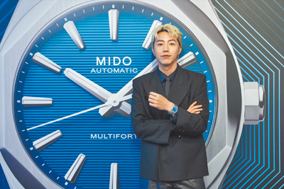 蔡凡熙謙稱自己與李鍾碩不能相比,但其實兩人有不少相似之處。(MIDO提供) 蔡凡熙謙稱自己與李鍾碩不能相比,但其實兩人有不少相似之處。(MIDO提供)