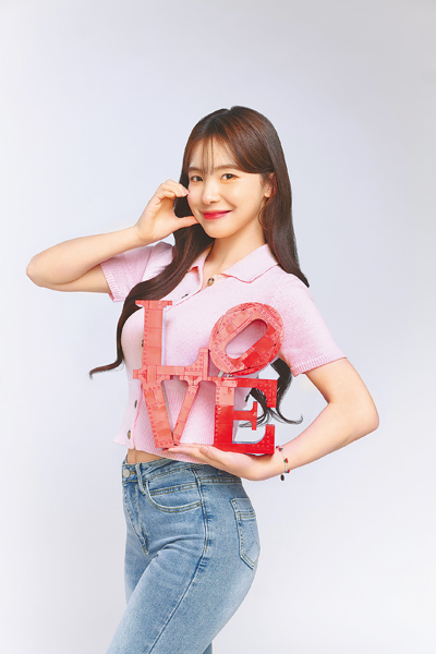 台灣樂高宣布由啦啦隊女神李多慧成為首位玩樂夥伴代表。
(台灣樂高提供) 台灣樂高宣布由啦啦隊女神李多慧成為首位玩樂夥伴代表。
(台灣樂高提供)