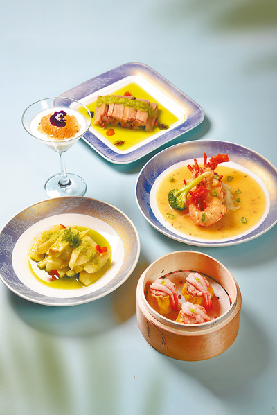 「味坊中餐廳」新推春季菜單,以「春日 初鮮 本味」為題,選用春筍、甜蝦、干貝等最能代表春天風土的食材入菜。(桃園國際機場凱悅酒店提供) 「味坊中餐廳」新推春季菜單,以「春日 初鮮 本味」為題,選用春筍、甜蝦、干貝等最能代表春天風土的食材入菜。(桃園國際機場凱悅酒店提供)