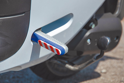 車身彩蛋/「浩瀚宇宙號」巴斯光年飛旋踏板。(陳大任攝) 車身彩蛋/「浩瀚宇宙號」巴斯光年飛旋踏板。(陳大任攝)