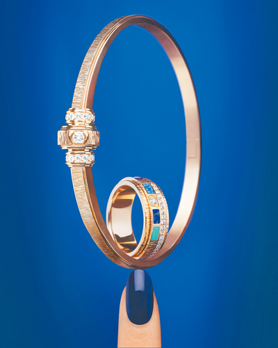 伯爵Possession Vibrant Palace系列手鐲與戒指,融入精湛的宮廷性雕刻工藝。(PIAGET提供) 伯爵Possession Vibrant Palace系列手鐲與戒指,融入精湛的宮廷性雕刻工藝。(PIAGET提供)