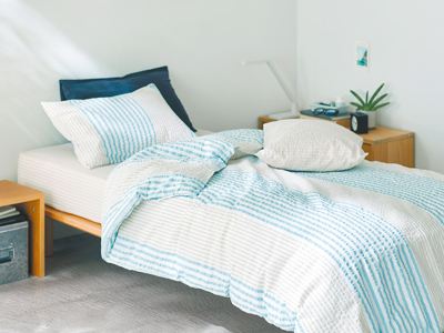 MUJI無印良品春夏新品凹凸織薄被,1290-1590元。(MUJI提供) MUJI無印良品春夏新品凹凸織薄被,1290-1590元。(MUJI提供)