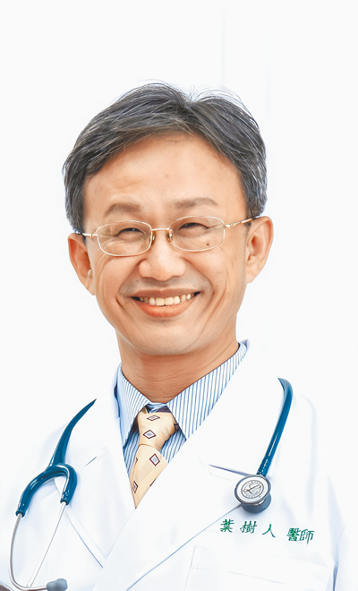 馬偕兒童醫院兒童心臟科主任葉樹人直言,現在願意做兒童重症的人都帶點傻氣,面對資源分配和給付劣勢,讓不少人打退堂鼓。(馬偕醫院提供/王家瑜台北傳真) 馬偕兒童醫院兒童心臟科主任葉樹人直言,現在願意做兒童重症的人都帶點傻氣,面對資源分配和給付劣勢,讓不少人打退堂鼓。(馬偕醫院提供/王家瑜台北傳真)