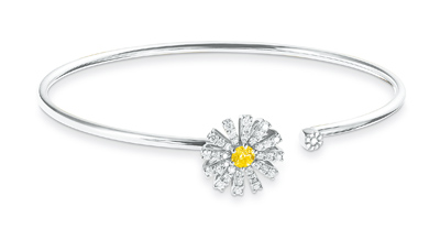 DAMIANI Margherita瑪格麗特系列白金黃色藍寶石手鐲,15萬6000元。(DAMIANI提供) DAMIANI Margherita瑪格麗特系列白金黃色藍寶石手鐲,15萬6000元。(DAMIANI提供)
