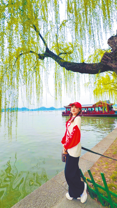謝金晶日前趁空檔飛去上海、杭州享受9天慢活之旅。(豪記唱片提供) 謝金晶日前趁空檔飛去上海、杭州享受9天慢活之旅。(豪記唱片提供)