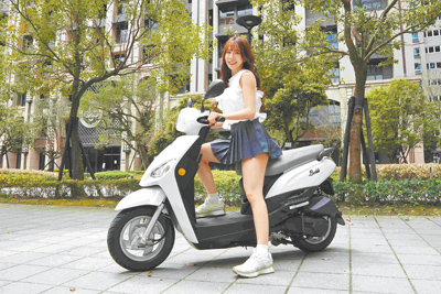 KYMCO Laddi 115售價5.3萬元。(KYMCO提供) KYMCO Laddi 115售價5.3萬元。(KYMCO提供)
