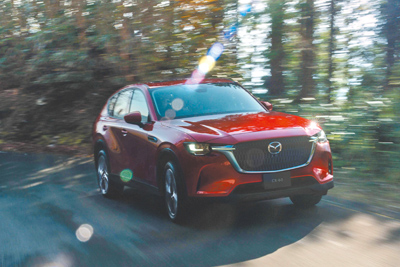 2027年式MAZDA CX-60進一步精進主被動安全防護,全車系新增前座中央輔助氣囊。(台灣馬自達提供) 2027年式MAZDA CX-60進一步精進主被動安全防護,全車系新增前座中央輔助氣囊。(台灣馬自達提供)
