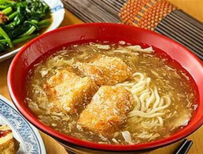 吳土魠魚羹是地方知名美食,10多年來一直受到當地人喜愛。(店家提供) image