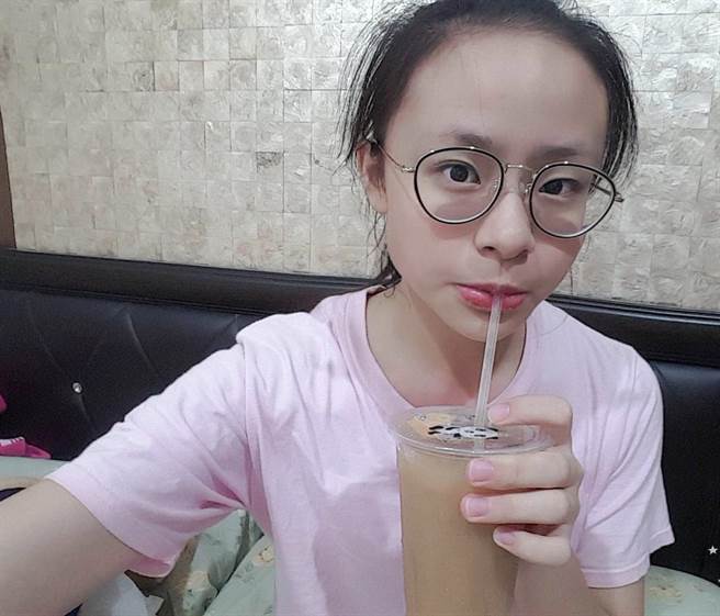 陳家3代經營的楊桃汁店,販售的楊桃汁甘甜又濃醇,深得在地基隆人的認可。(張穎齊攝) image