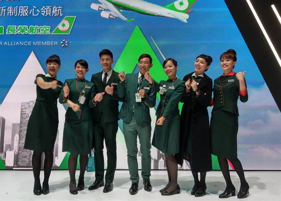 長榮航空啟動補人作業,首批男性空服員將於8月下旬報到。(資料照片) image