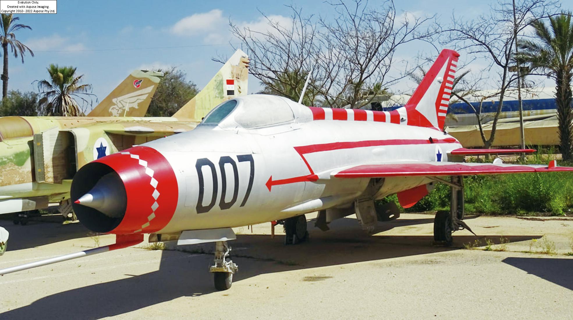 MiG-21是當時世界上最先進的戰鬥機,它在越南戰場上令美軍頭疼。(圖摘自以色列哈澤里姆空軍博物館Hatzerim Air Force museum) image