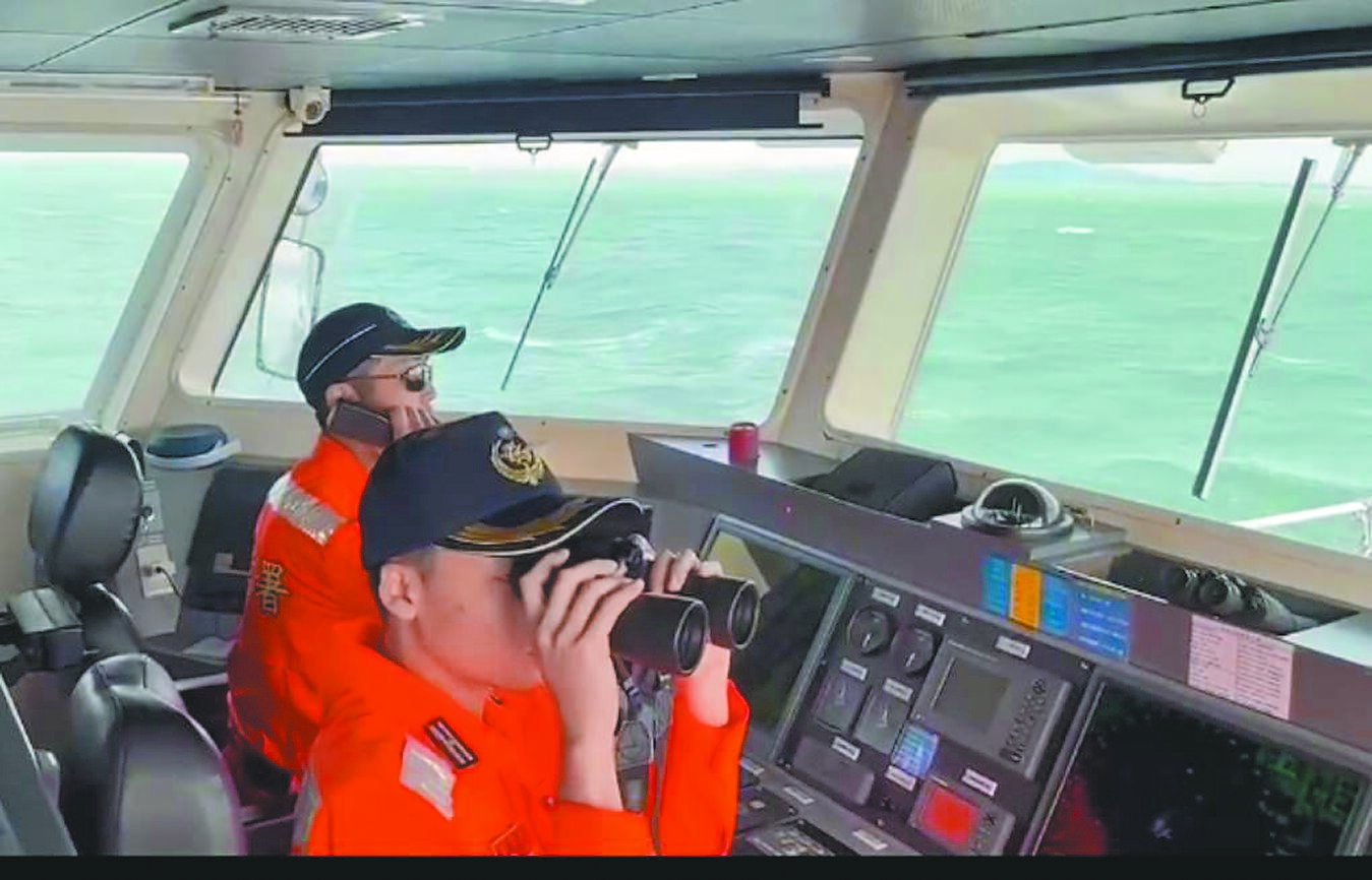 4艘相同舷號的大陸海警船25、26日接連2天侵擾金門南面海域,海巡署26日偵獲後立即調度預置的4艘巡防艇對應驅離。(海巡署提供/于家麒金門傳真) image