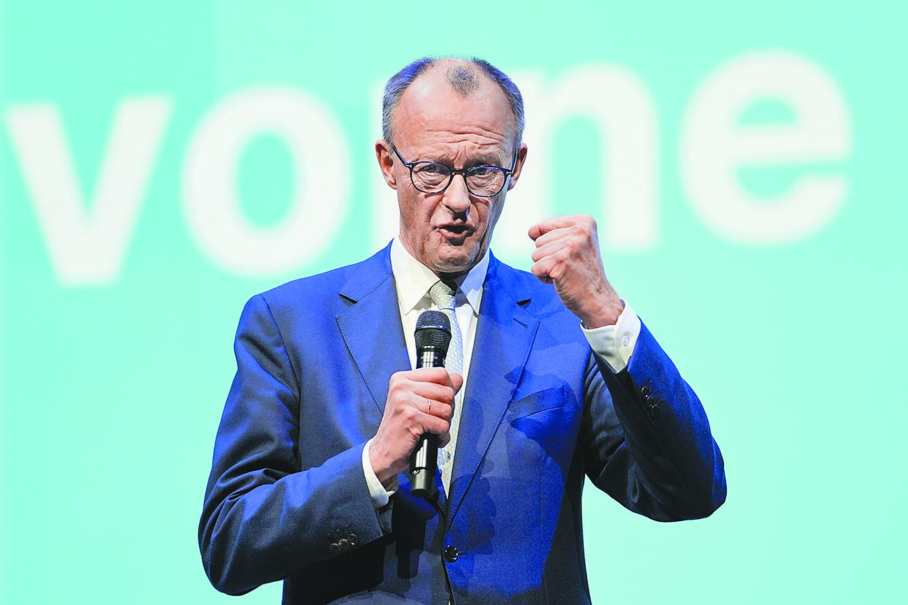 德國「聯盟黨」總理候選人梅爾茨(Friedrich Merz),正被視為最有可能成為德國新總理的人選。(美聯社) image