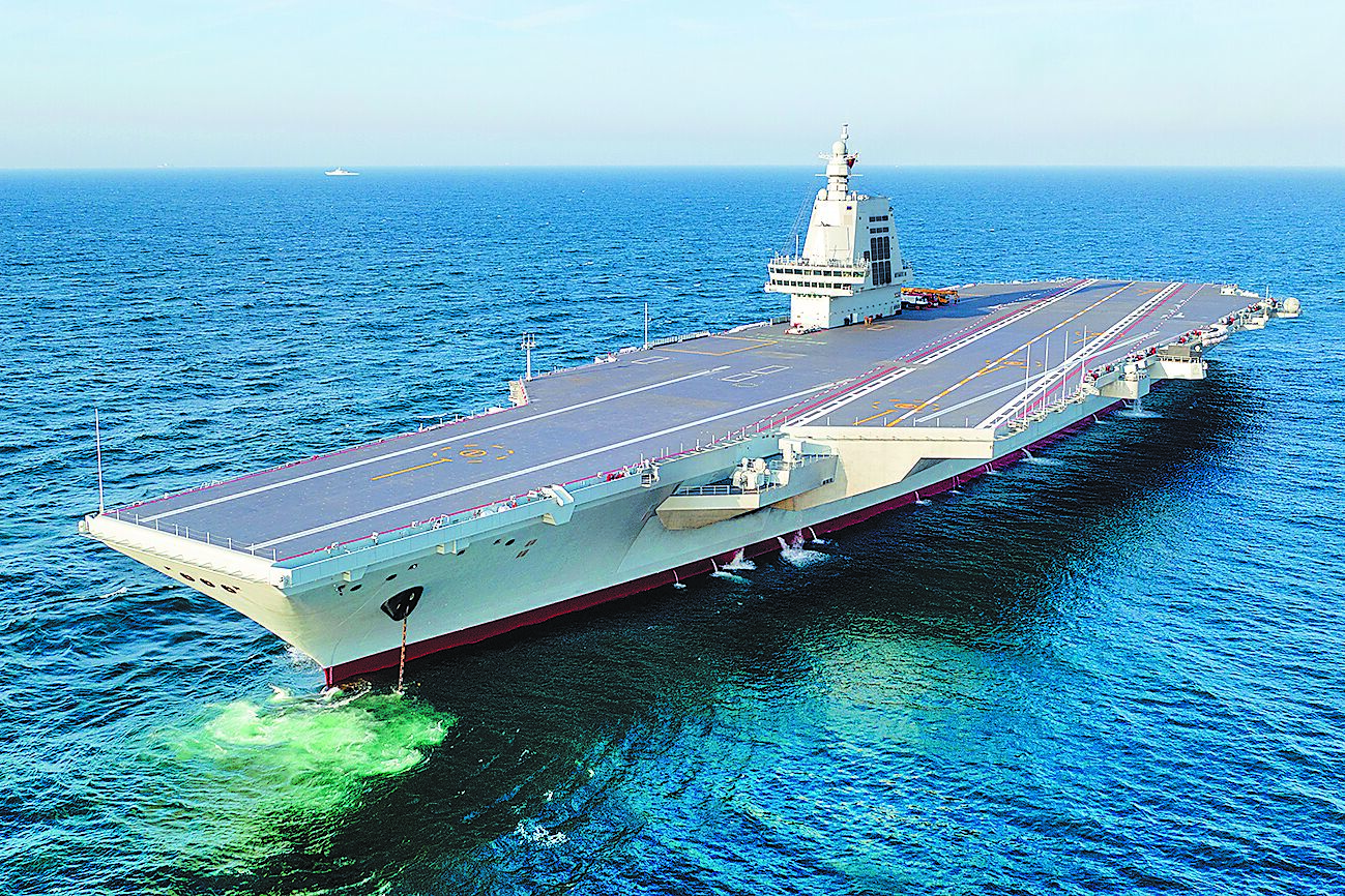 共軍第3艘航空母艦福建號於2022年6月17日正式下水,昨日福建號下水屆滿3周年。(新華社) image