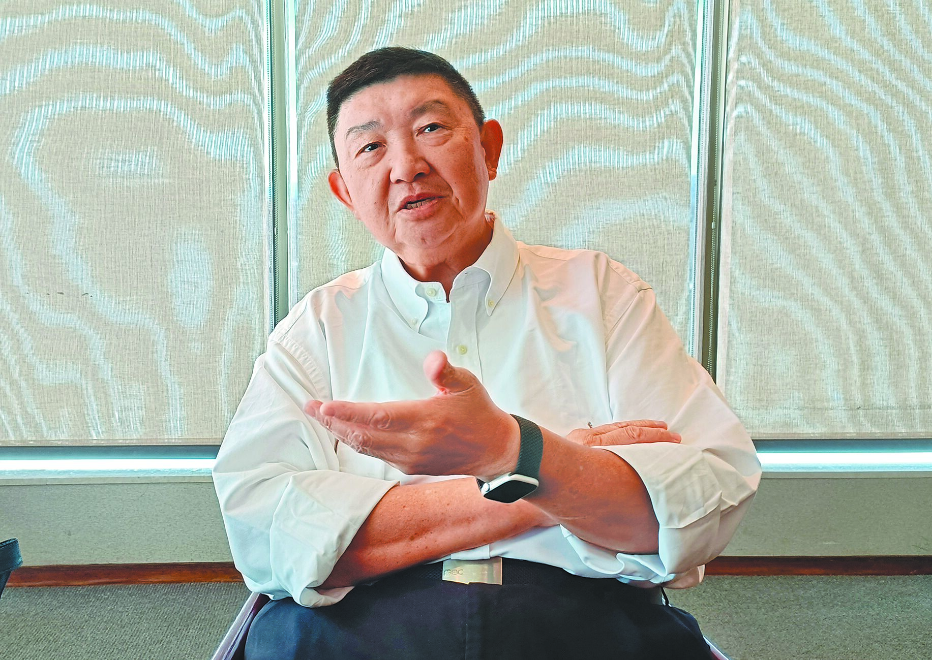 大陸港籍全國政協委員李大壯2日在台北接受本報訪問。(陳君碩攝) image