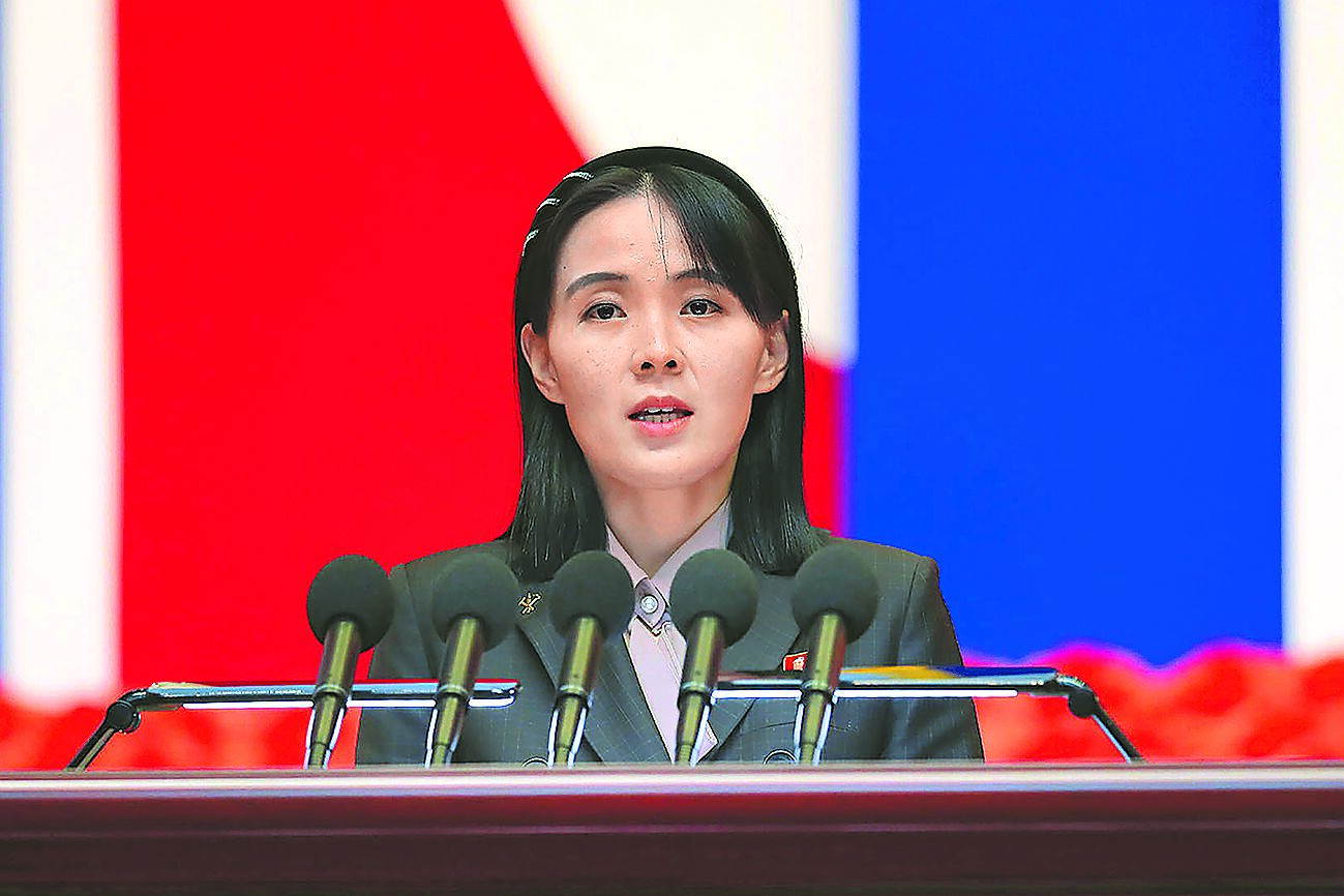 北韓領導人金正恩胞妹金與正28日在一場演講中表示,兩韓的「國與國關係不變」,也無意與對方進行討論。(美聯社) image