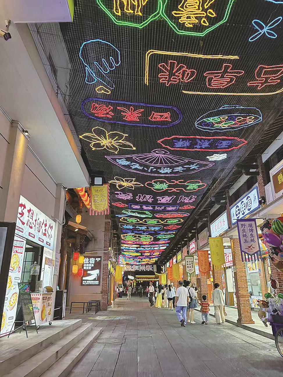 漳州古城一隅,讓你轉角遇到美味。(陳祖昌攝) 漳州古城一隅,讓你轉角遇到美味。(陳祖昌攝)