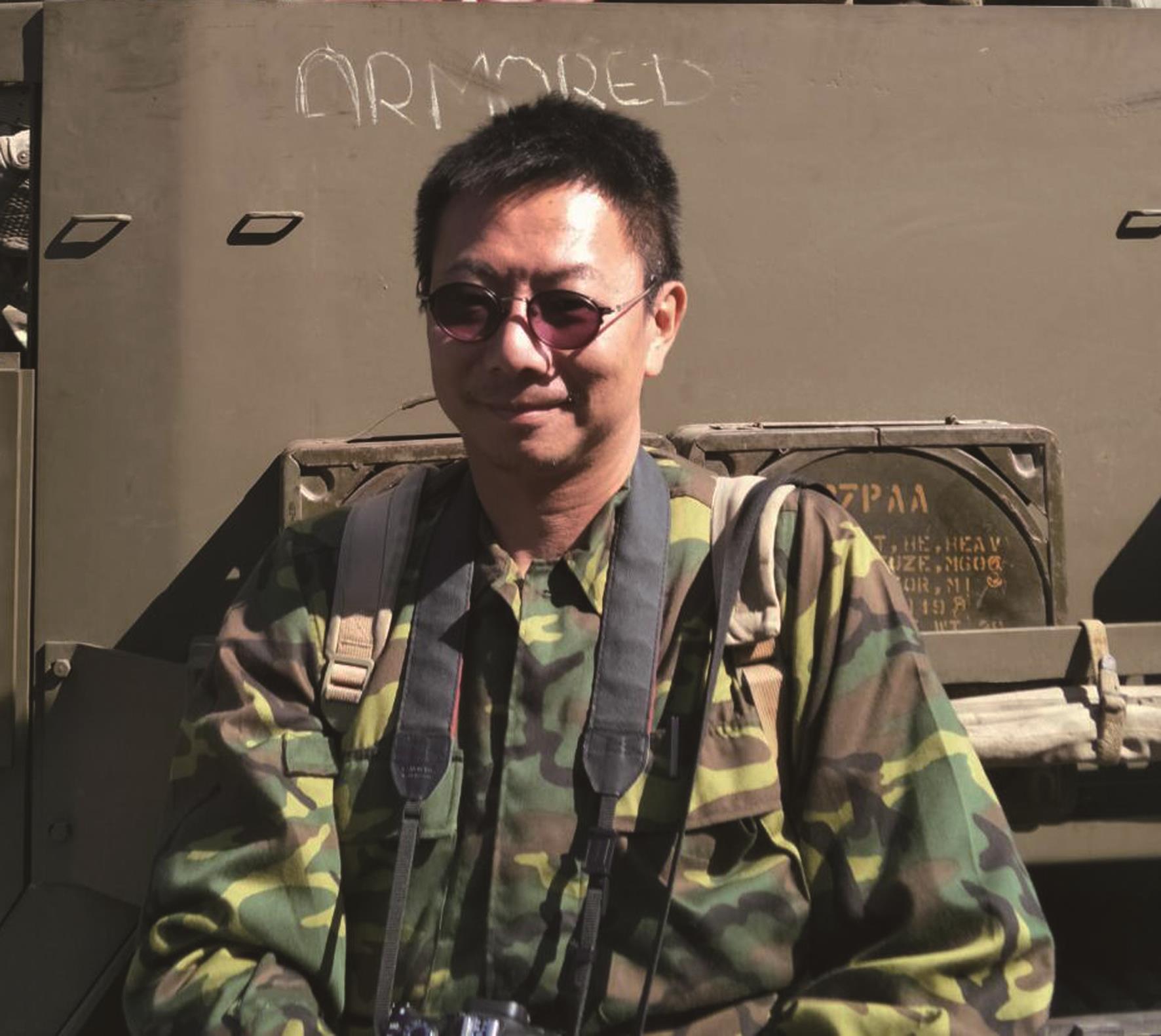 陳國銘小檔案
陳國銘淡江戰研所畢業,從軍事迷過渡到軍事研究,曾三度造訪諾曼地與各地航展、軍事展,秉持你要和平就必須先了解戰爭的格言,希冀研究軍事並達成止戈為武的最高境界。 陳國銘小檔案
陳國銘淡江戰研所畢業,從軍事迷過渡到軍事研究,曾三度造訪諾曼地與各地航展、軍事展,秉持你要和平就必須先了解戰爭的格言,希冀研究軍事並達成止戈為武的最高境界。