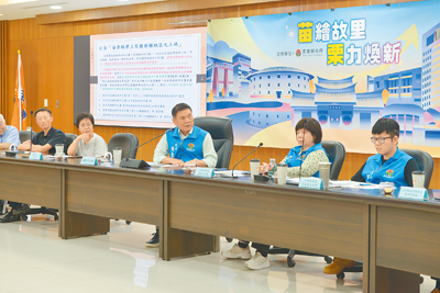 台積電竹南先進封測6廠即將啟動,帶來苗栗縣房地產大幅上漲效應,加上近10年來建築營造原物料成本節節上升,苗栗縣20年來未調整建築工程造價,及容積移轉折繳代金等,縣長鍾東錦(右三)7日主持建築師公會聯繫會報,指示工商處應研議調整。(苗栗縣政府提供/謝明俊苗栗傳真) image