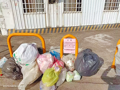 苗栗縣近年屢有廢棄物入侵、遭濫倒金屬廢液等案件,各鄉鎮市民眾亂丟垃圾問題也時有所聞,為避免類似事情發生,縣府環保局除積極追查不肖人士,也研議將檢舉獎金比例提高,最高為罰鍰金50%。(苗栗市公所提供/李京昇苗栗傳真) image