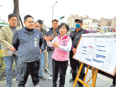 立委楊瓊瓔(前排右)21日邀集相關單位會勘台中市大雅區台一乙線「五路交會」現場。(立委楊瓊瓔服務處提供/寶智華台中傳真) image
