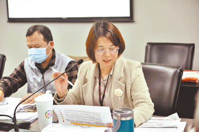 桃園市環保局24日公告桃園市將9種爆裂物先驅化學物質列入第1批高風險場所,代理局長葉孟芬表示,業者需確實將化學物質相關資訊告知消防單位,以掌握場所內的狀況。(桃園市環保局提供/姜霏桃園傳真) image