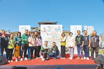 民進黨立委林岱樺(右四)2月28日出席高市府路跑活動,但與同黨立委邱議瑩(右五)、許智傑等人沒有互動。
(高市府運發局提供/柯宗緯高雄傳真) image