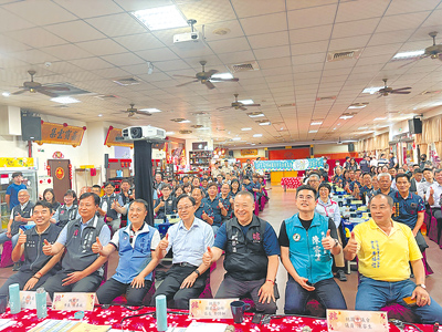桃園市長張善政(中)8日上午至新屋區進行基層座談會。(廖姮玥攝) image