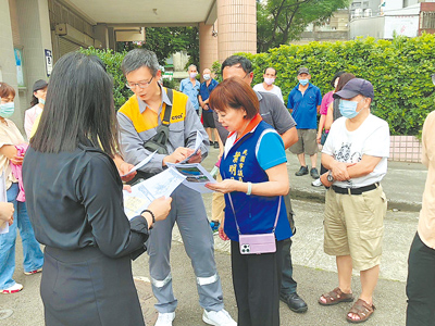 桃園市中壢區文化里地勢較低,為讓汙水下水道管線流通順暢,市府規畫於文化公園內設置加壓站,遭地方反彈。(葉明月提供/廖姮玥桃園傳真) image
