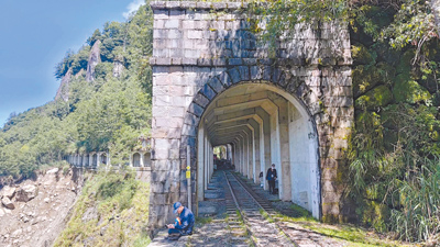 阿里山林鐵眠月線已啟動修復復駛作業,預計可通車到塔山車站為優先目標。(林業署嘉義分署提供/呂妍庭嘉義傳真) image