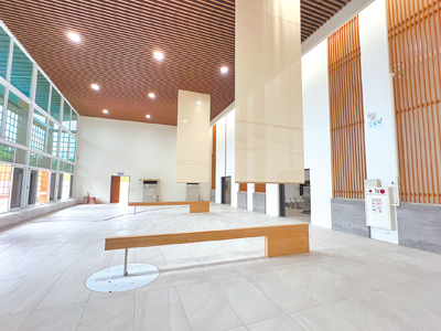 台南市第一火化場全新落成,室內有挑高設計,25日將啟用。(台南市民政局提供/程炳璋台南傳真) image