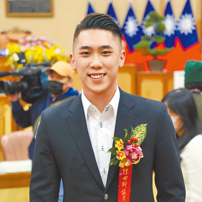 民眾黨新北市議員陳世軒強調爭取成立黨團,是促進彼此進步。(陳世軒服務處提供/吳嘉億新北傳真) 民眾黨新北市議員陳世軒強調爭取成立黨團,是促進彼此進步。(陳世軒服務處提供/吳嘉億新北傳真)