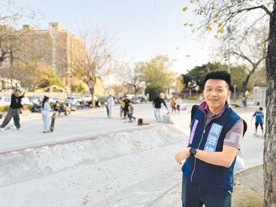 國民黨新人周啟揚有意爭取黨內提名,參選台中市第十一選區(東南區)下屆市議員。(周啟揚提供/李京昇台中傳真) 國民黨新人周啟揚有意爭取黨內提名,參選台中市第十一選區(東南區)下屆市議員。(周啟揚提供/李京昇台中傳真)