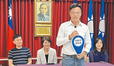 國民黨籍南投市長張嘉哲(前)今年尋求連任。(劉慧茹攝) 國民黨籍南投市長張嘉哲(前)今年尋求連任。(劉慧茹攝)