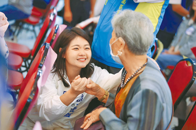 下屆台南市第五選區市議員選舉,國民黨提名的新人李佳蓉。(李佳蓉提供/洪榮志台南傳真) 下屆台南市第五選區市議員選舉,國民黨提名的新人李佳蓉。(李佳蓉提供/洪榮志台南傳真)